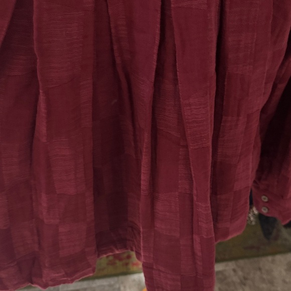 Tru Luxe Wine V-Neck Swing Shirt - Picture 9 of 14